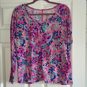 💕Lilly Pulitzer Luxletic Shirt💕